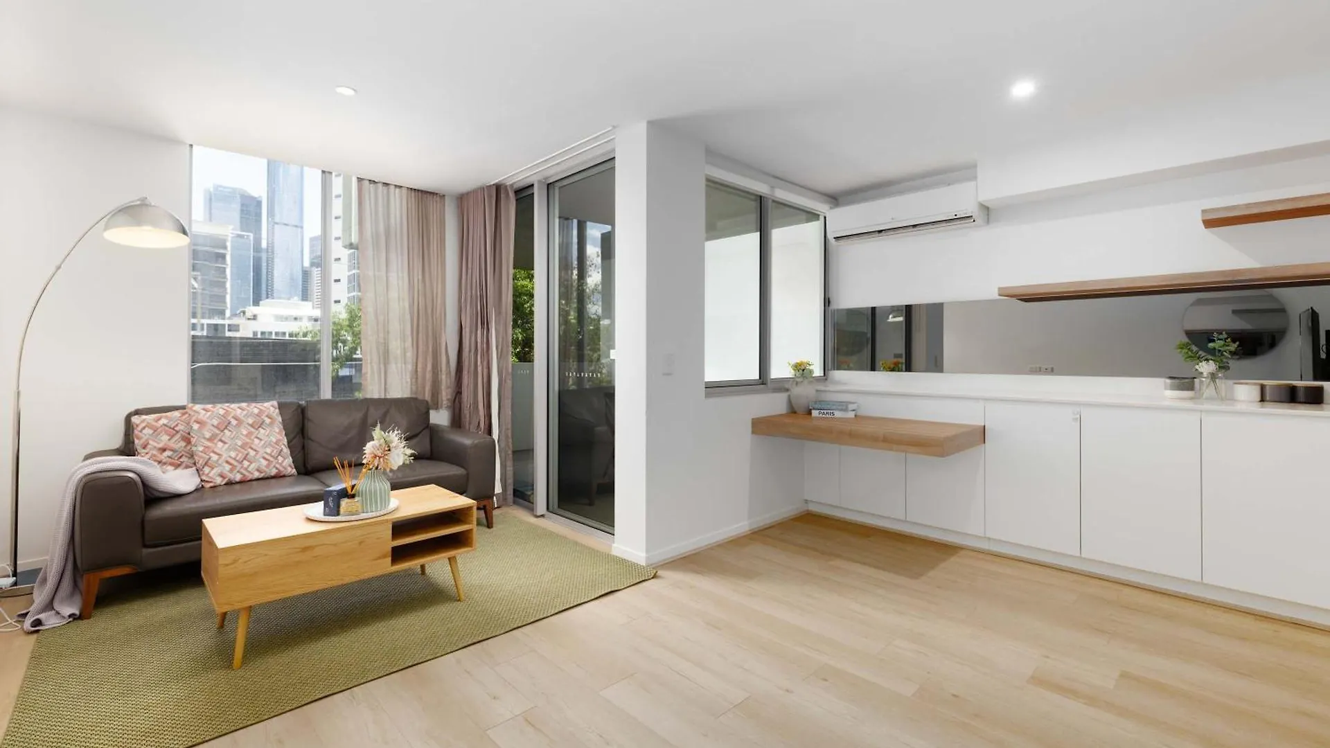 Chic City Escape 2Br Apt Near Convention Centre Brisbane