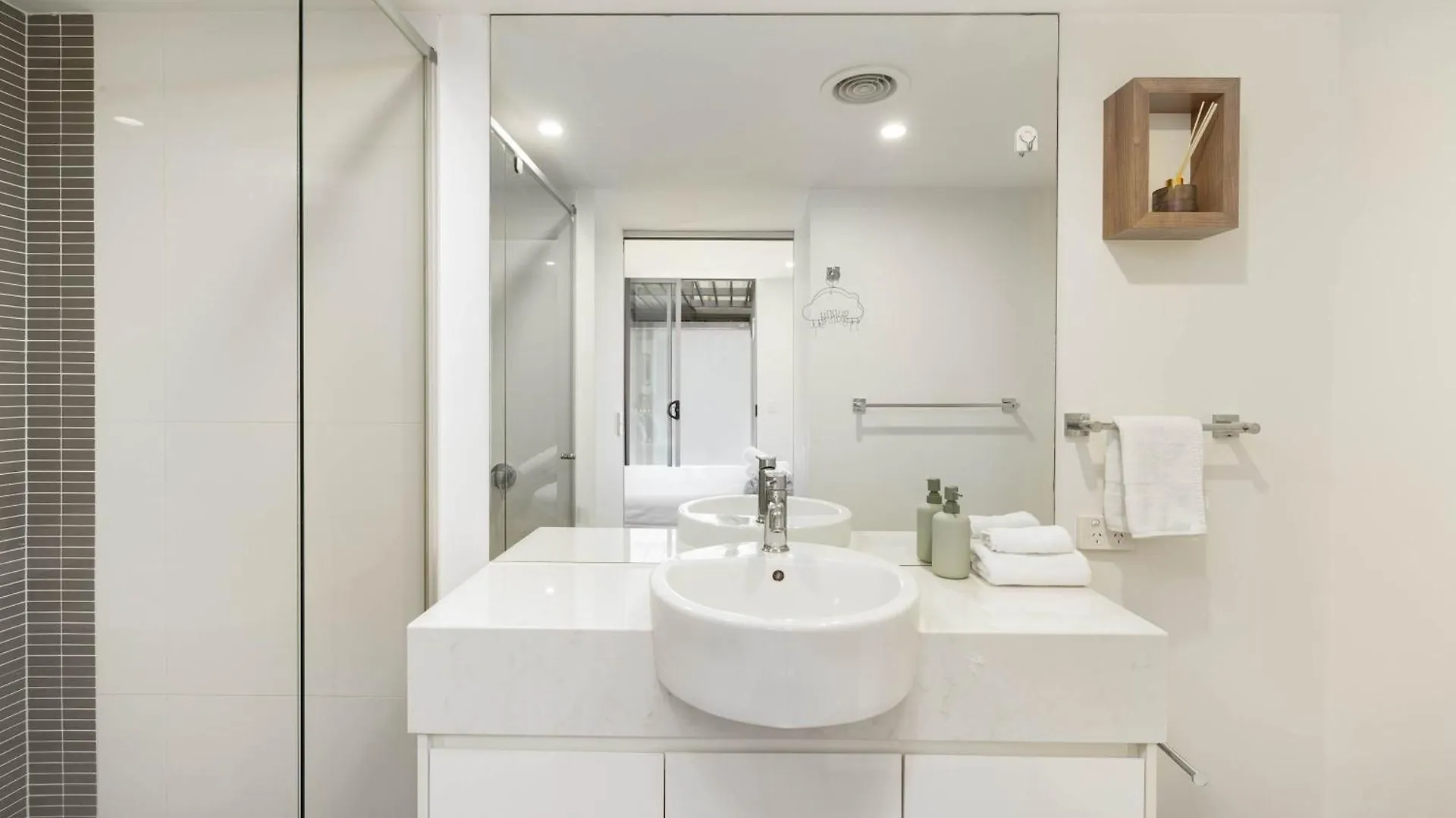 아파트 Chic City Escape 2Br Apt Near Convention Centre 브리즈번 오스트레일리아
